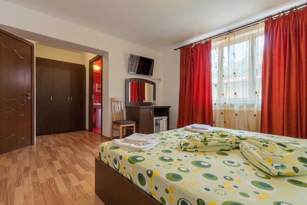 Pensiunea Andrei Rm Valcea Râmnicu Vâlcea Exterior foto